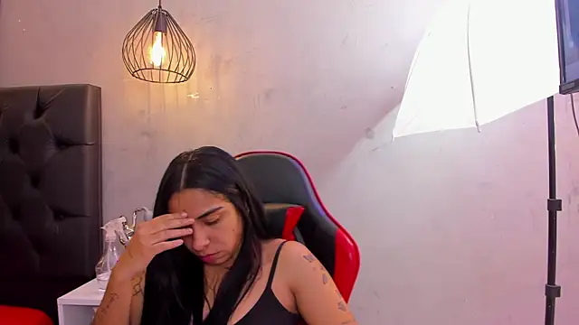 violet_and_myers live sex cam