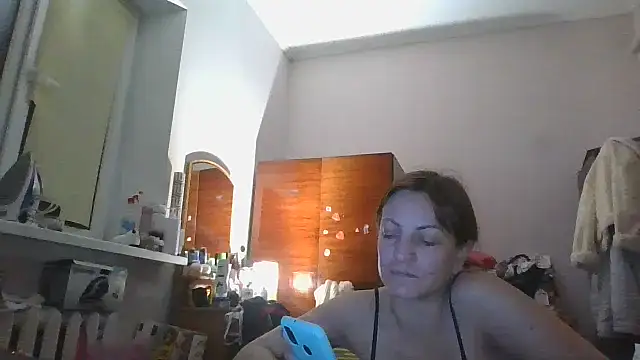 ShawnaAdams live sex cam