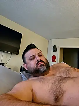 Roddog18 live sex cam