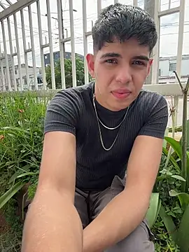 Stick_ledom live sex cam