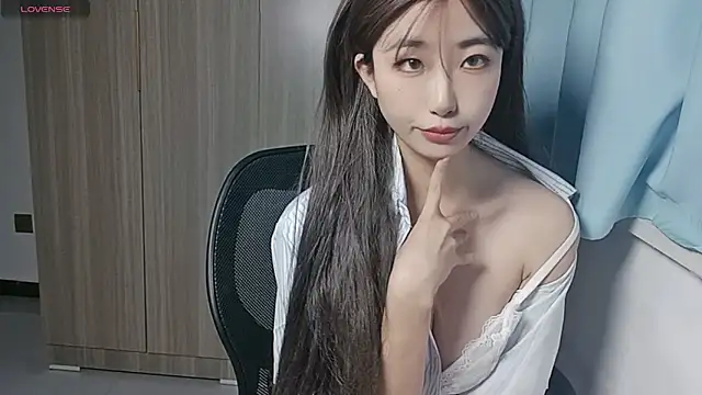 Yyoo-99 live sex cam