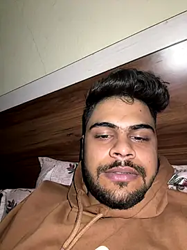 Hornybeardguy live sex cam