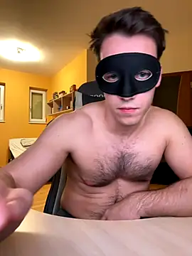 Raveman live sex cam