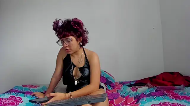 Lotto_bloom live sex cam