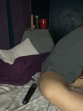 Queen_CamiXO live sex cam