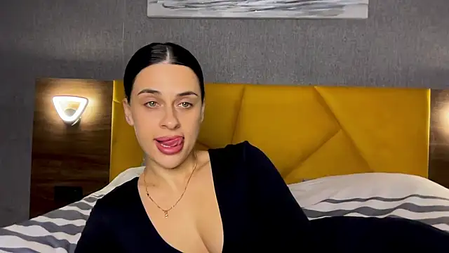 MariaValverdeee live sex cam