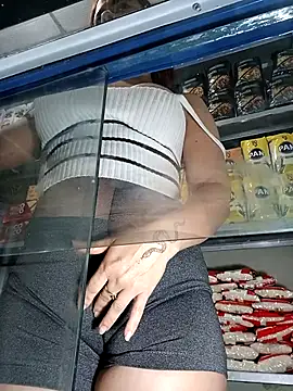 Queen_lorena live sex cam