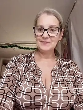 irinamaux live sex cam