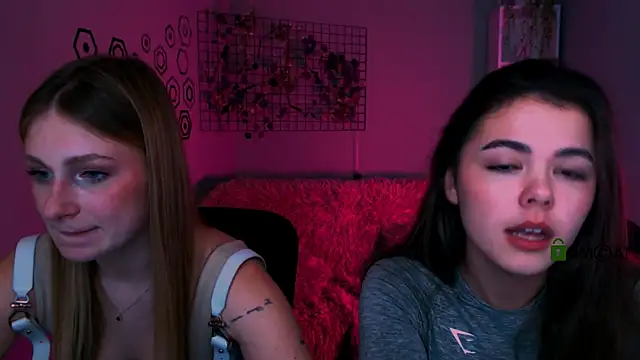 maddycats live sex cam