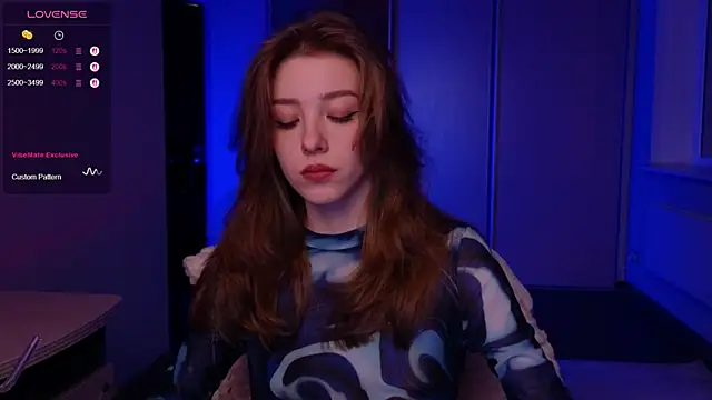 AstraMist live sex cam