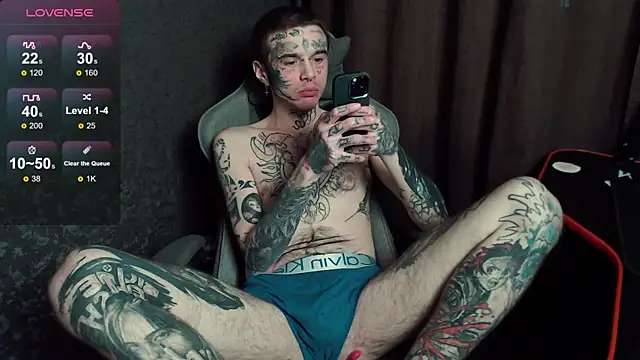 lonelycrystal live sex cam