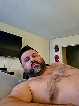 Roddog18 live sex cam