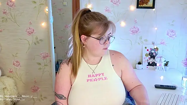 sinnamon_ live sex cam