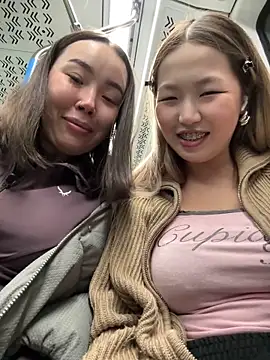 Aiko_Yumi live sex cam