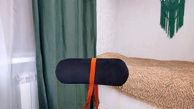 ShanekaBellow live sex cam