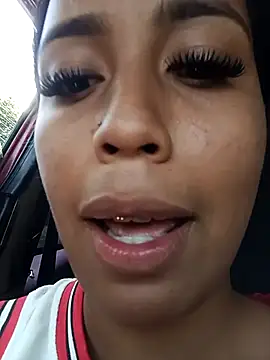 Fernanda30 live sex cam