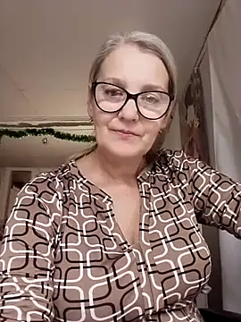 irinamaux live sex cam