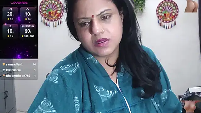 Sexy_komolika live sex cam