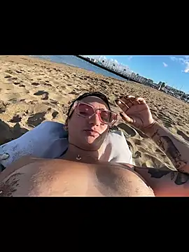 Ninabigtitied live sex cam