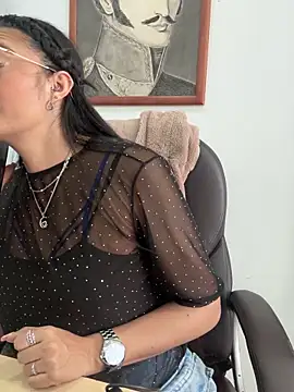 _Bella-Office1 live sex cam