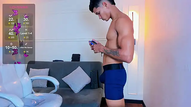 Paradise_boy_s live sex cam