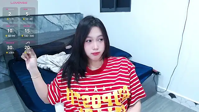 brianna-spanks live sex cam