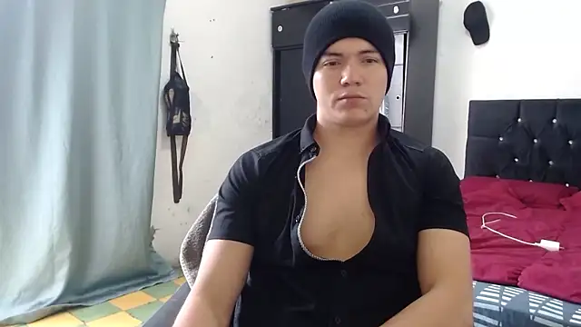 suckmydickbitch97 live sex cam