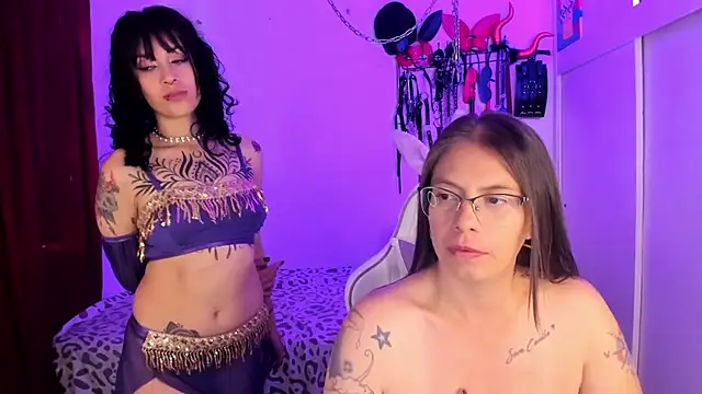 dungeongirls live sex cam