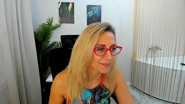 MuseOfStage live sex cam