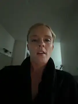 Taylorlove303 live sex cam