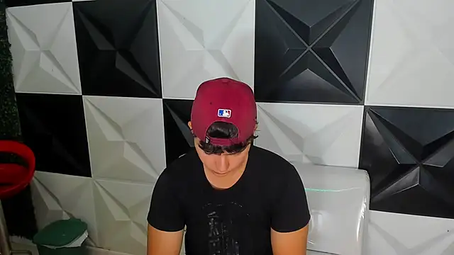 Dani_cumboy live sex cam