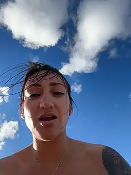 Ninabigtitied live sex cam