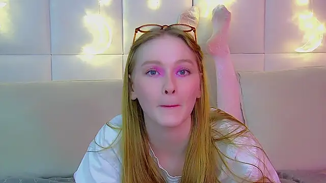 AgataFoxley live sex cam