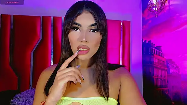 AithanaBlaze live sex cam