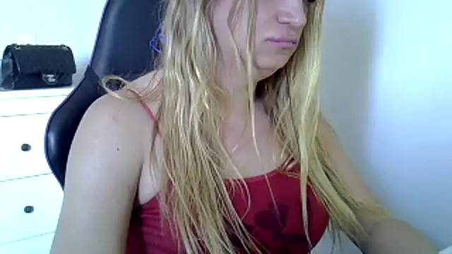 luizacandy live sex cam