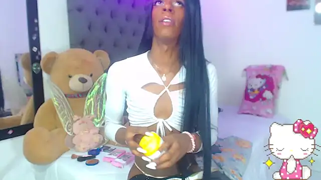 lucianadolll live sex cam