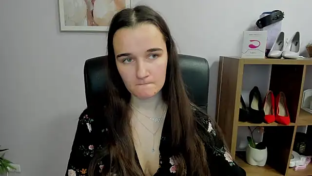 KateDelight live sex cam