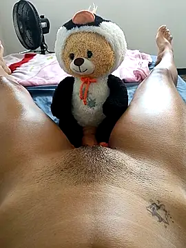 Karii-R live sex cam