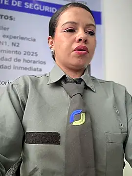 Ariana-07 live sex cam