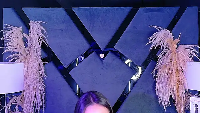 KylieWhite live sex cam