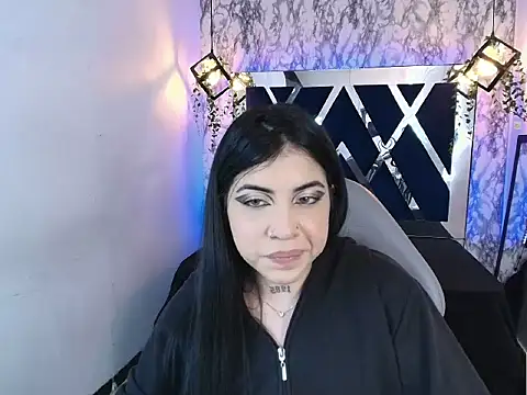 Violet_m live sex cam