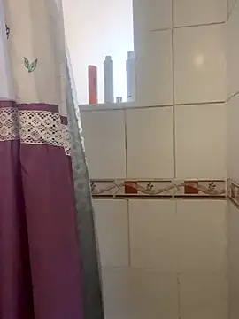 WhiteWomen live sex cam