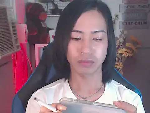 Miracle_TheBrat live sex cam