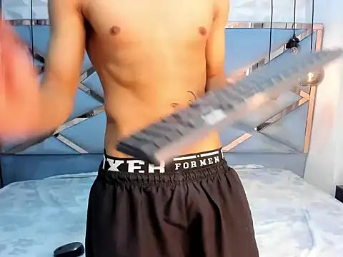 MattFiore live sex cam