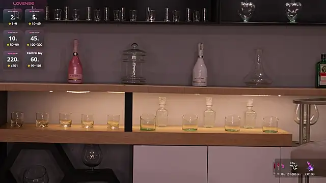 NaomiSainz live sex cam