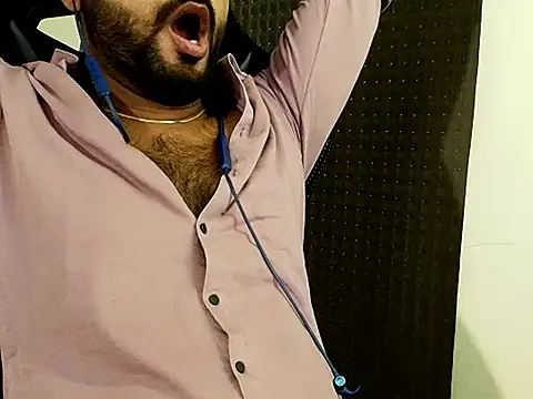 RuvoxXneXo live sex cam