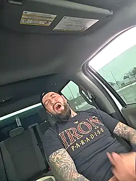 Beardedtattood live sex cam