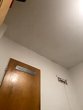 Toyjungee live sex cam