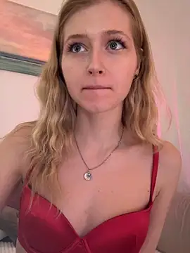 LunaRase live sex cam