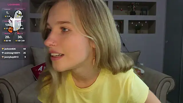 LinaCristonsen live sex cam